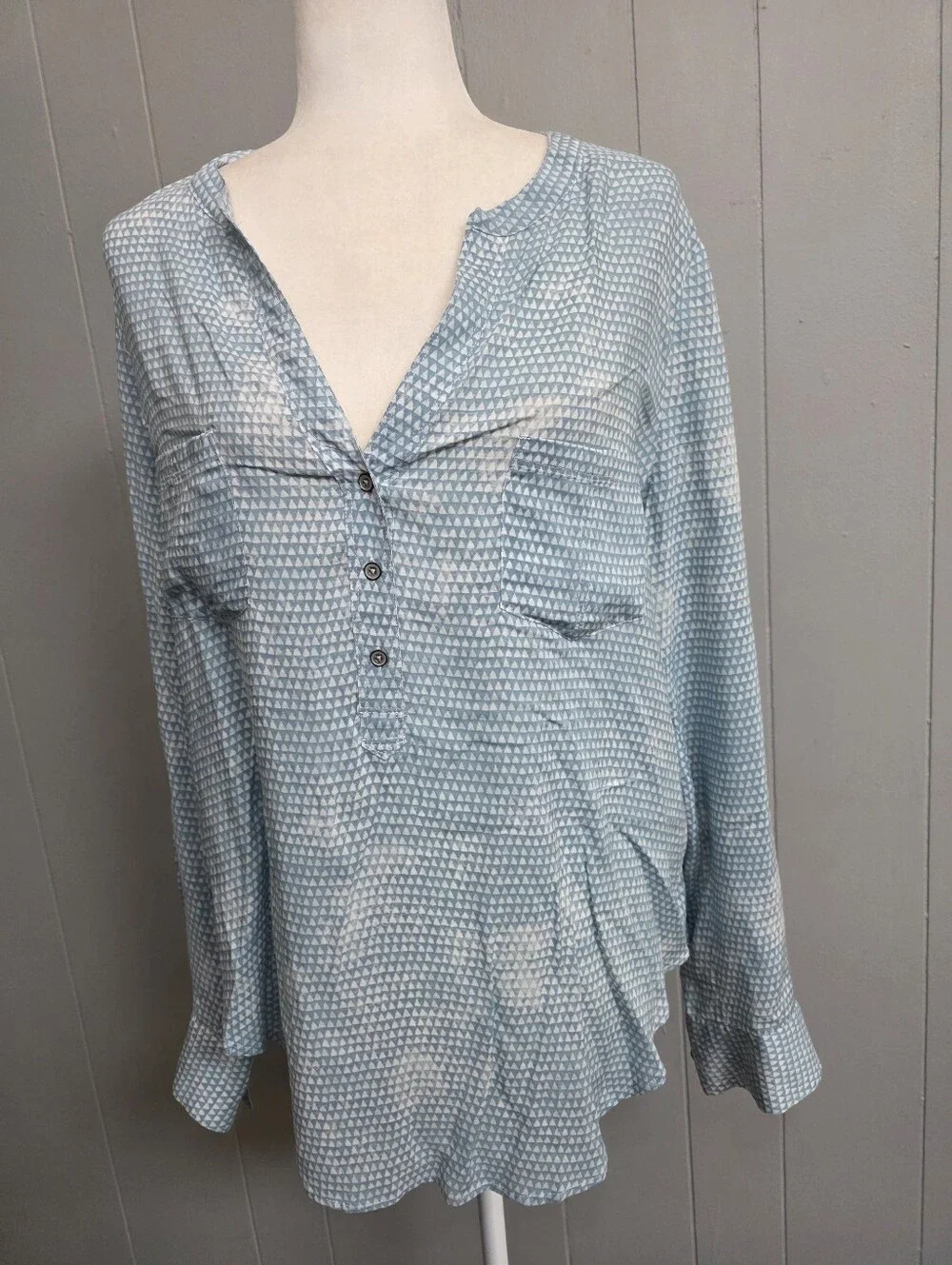 Lou & Grey Blue And White Geometric Print Button Top Size M - Picture 3 of 11